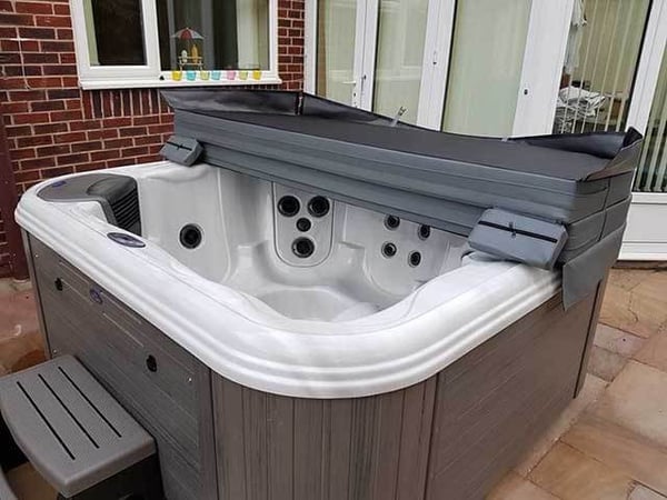 Custom Hot Tub Covers