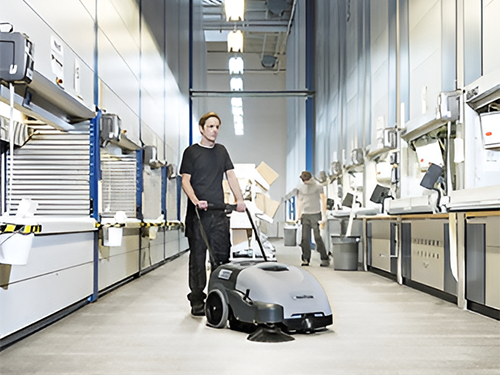 Commercial Cleaning Equipment