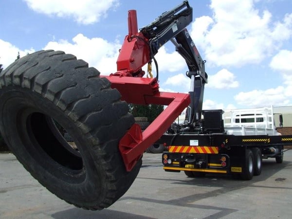 Earthmover Tyre Handler Grab