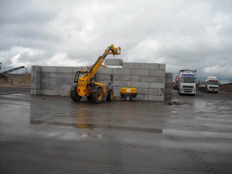 Precast Concrete Wall Panels