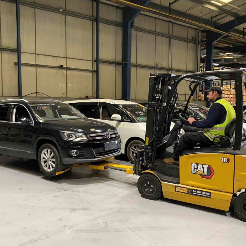 Case Study | Car Moving Attachment Helps Shipping Company Store Cars Swiftly