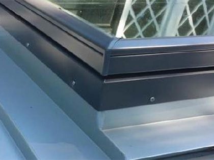 Liquid Drip Rails