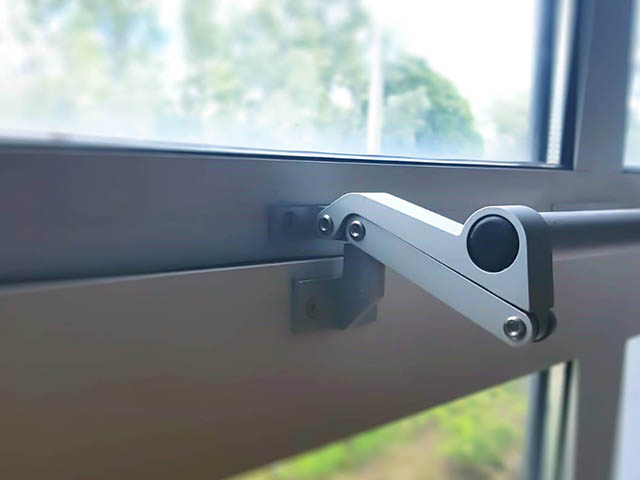 Manual Window Opener