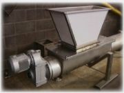 Dewatering screw