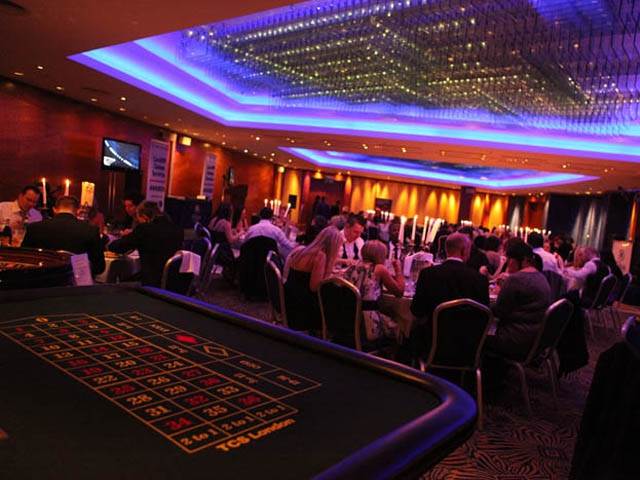 Тоо казино wynn casino las vegas reopening