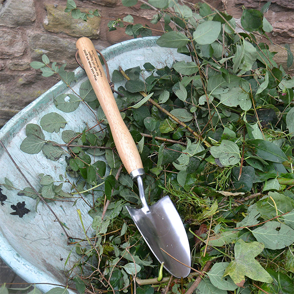 Mid Handled Trowel