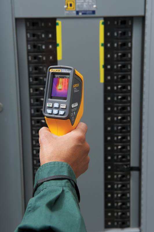 Fluke Introduces New-Format VT02 IR Thermometer