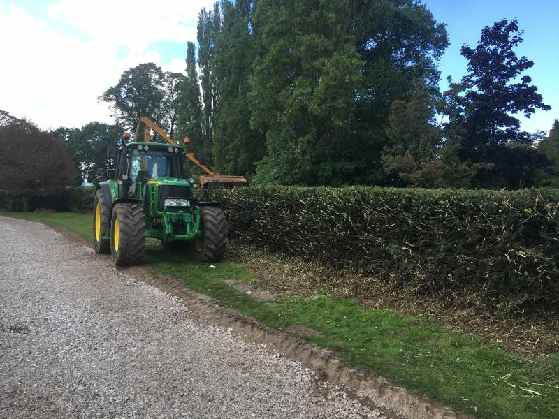 Main image for Cheshire Hedge Cutting