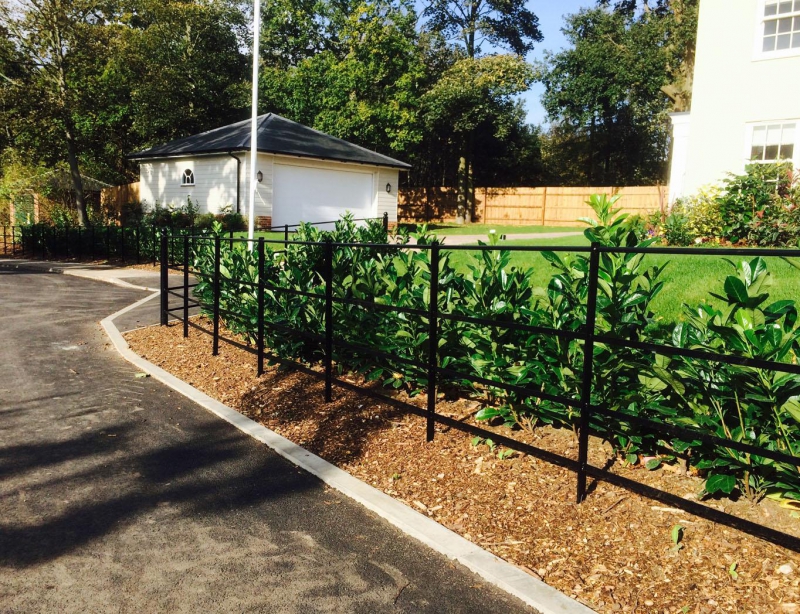 Main image for Traditional Estate Fencing