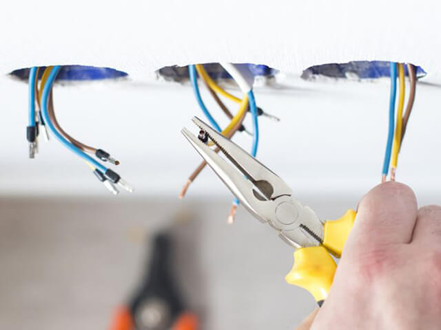 Emergency Electricians 