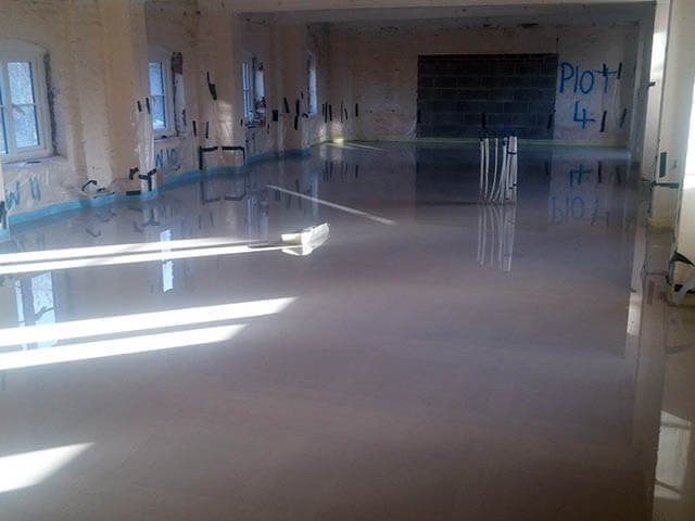 Flow Screed