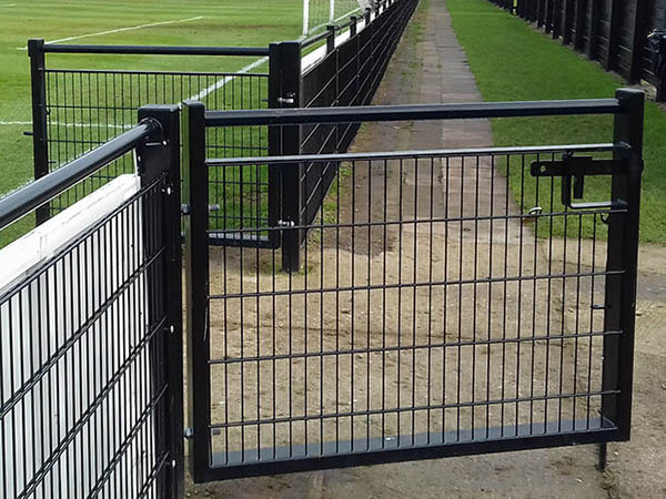 Sports Mesh Gates