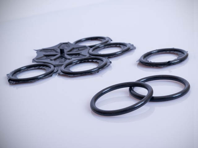 Deburring Rubber Components