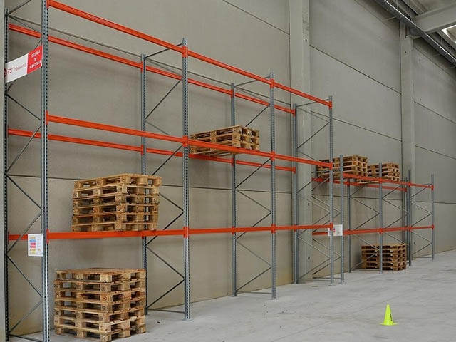 Pallet Storage (block stored or racked)