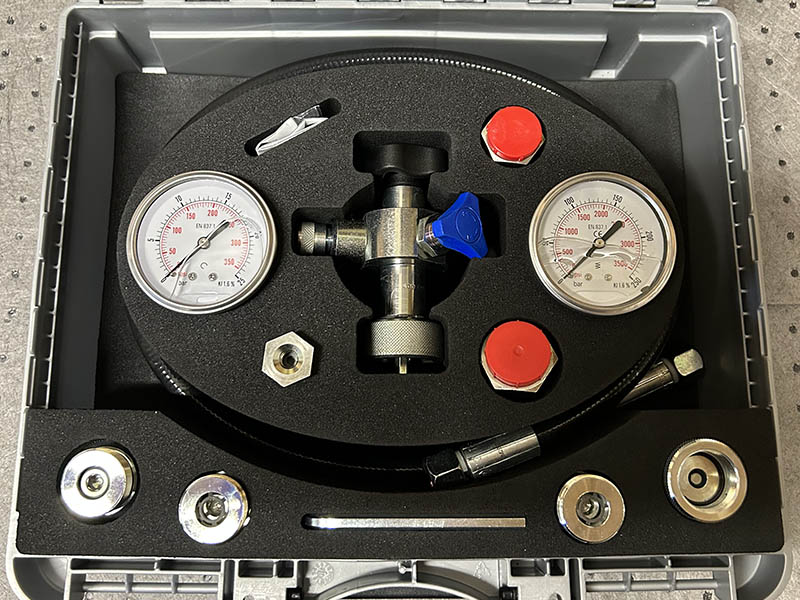 Accumulator Pressure Testing Kit
