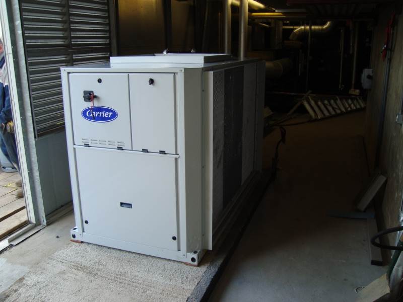 Carrier Chiller Service / Maintenance