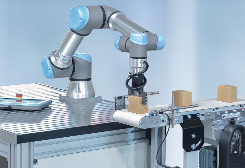 mk Belt Conveyors controllable by UR cobots