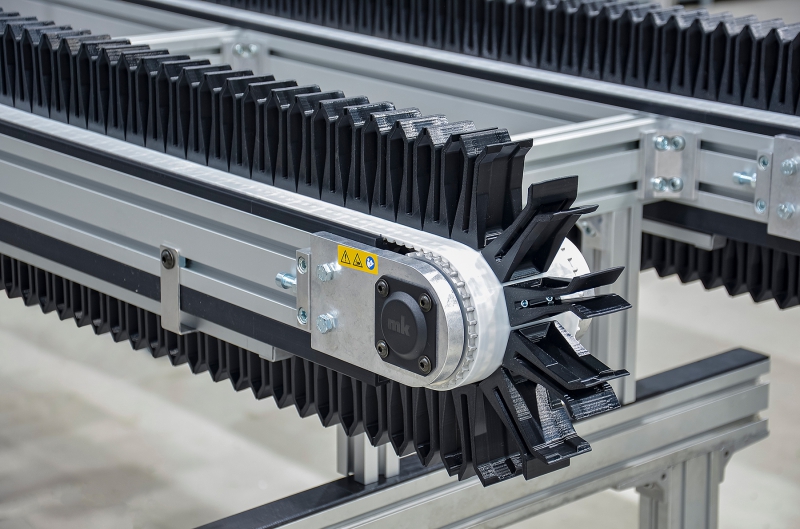3D-printed Holders enable Cost-efficient Conveying Solution