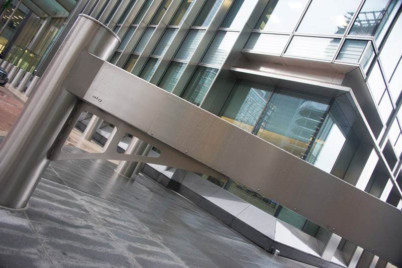 High security barriers & gates as well as bollards