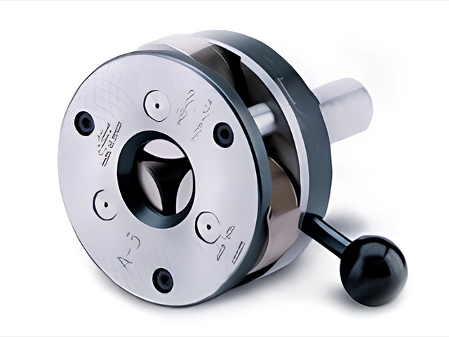 AXIAL THREAD ROLLING